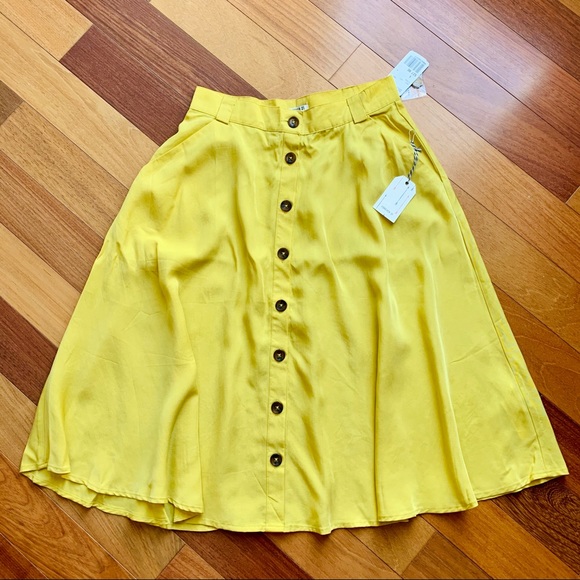 Forever 21 Dresses & Skirts - Host Pick NWT Bright Chartreuse High Waisted Skirt